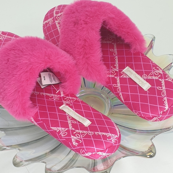 Victoria's Secret gold tag Signature Fuchsia/Pink size Medium 7-8 - Picture 4 of 9